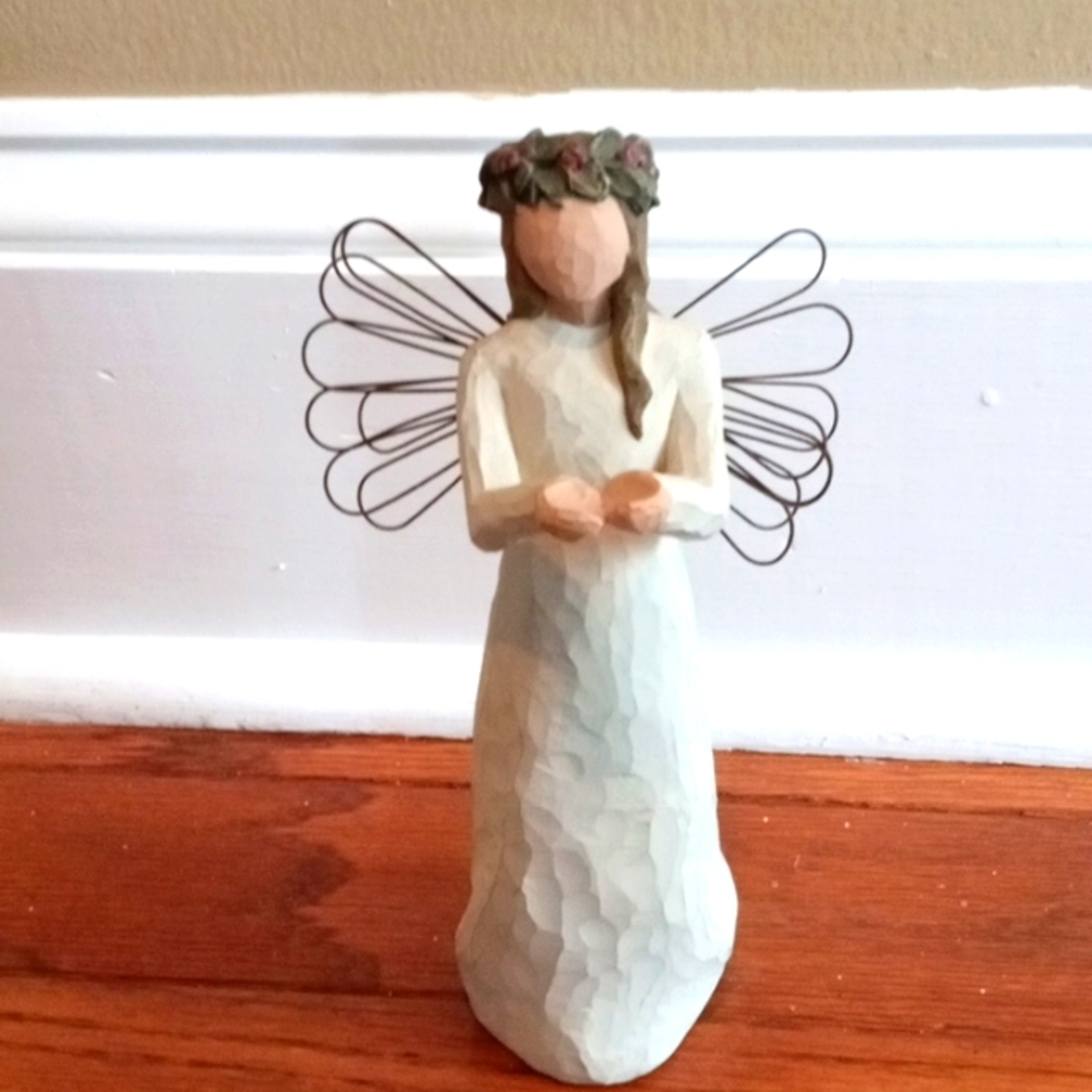 Willow Tree Demdaco Nativity Angel of Christmas Spirit By Susan Lordi